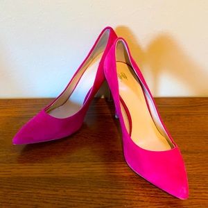 Victoria’s Secret Angels Suede Stiletto Heel Pumps